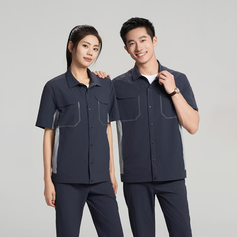 廠服